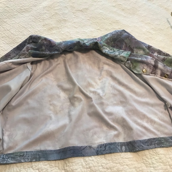 C&B colorful denim jacket with French images & text (2X) - Picture 13 of 15